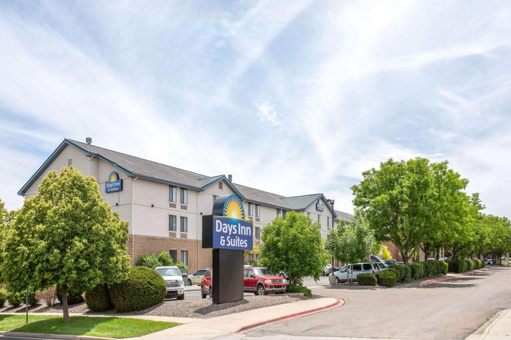 Days Inn & Suites By Wyndham Denver International Airport Exterior foto