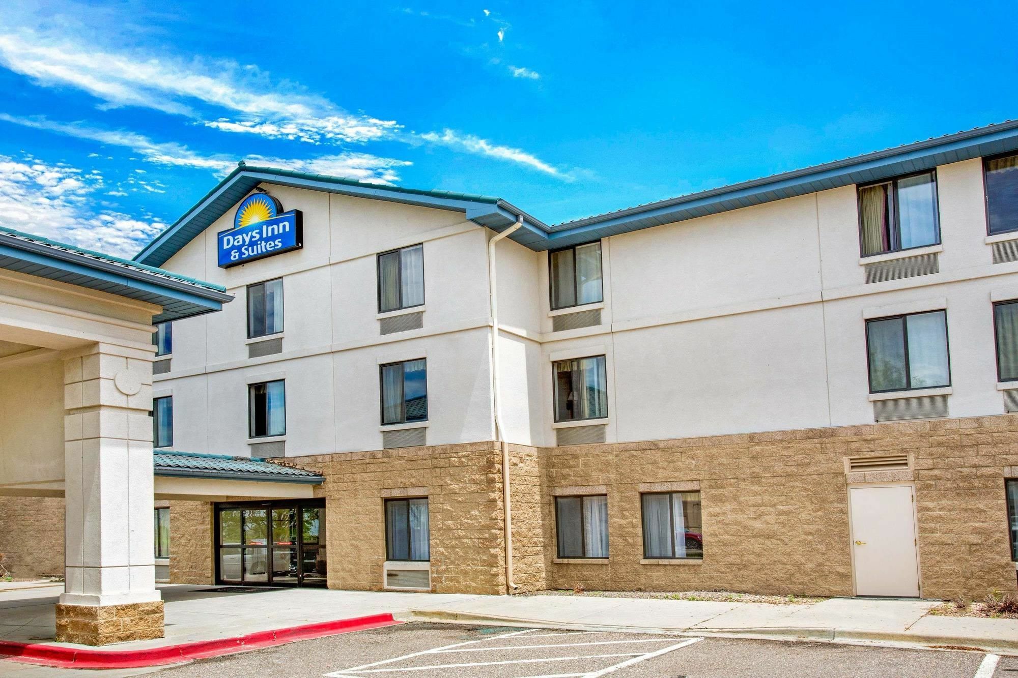 Days Inn & Suites By Wyndham Denver International Airport Exterior foto